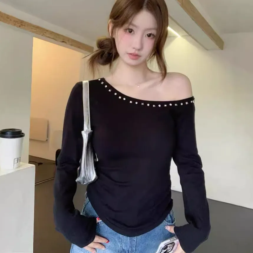 2025 Off-Shoulder Cropped Top | Chic & Trendy One-Shoulder Long Sleeve Blouse for Women