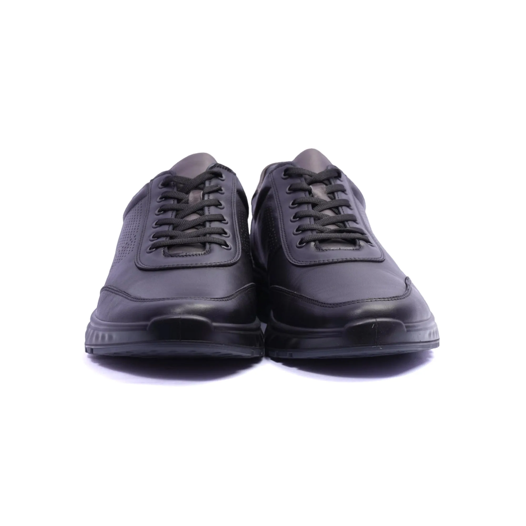 Comfort Plus Classic Pair Lace-Up Sneakers Black