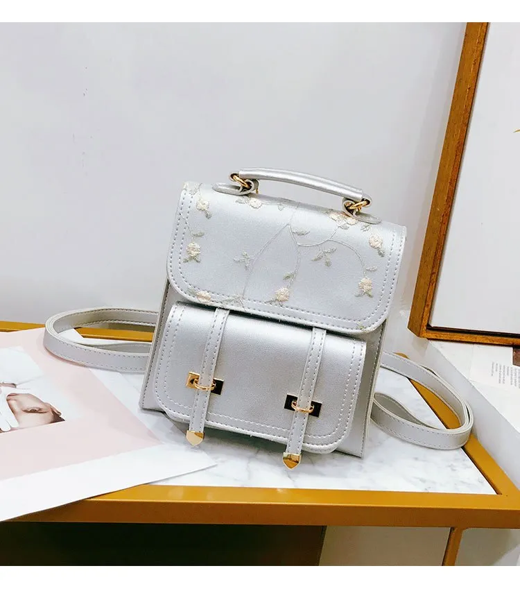 New Listing Summer Small Fresh Flower Embroidery Backpack 2020 Korean Student Backpack Casual Mini Girl Small Backpacks