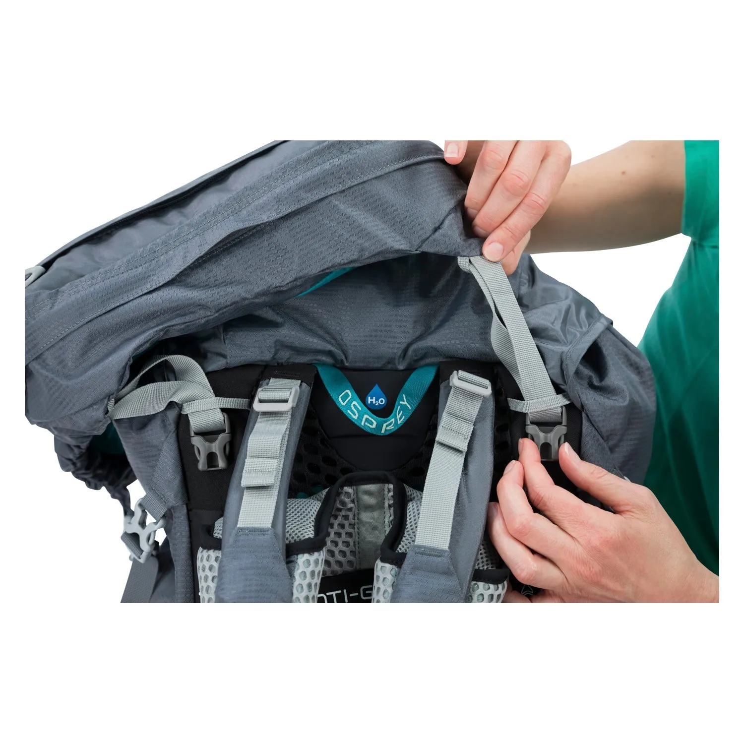 Osprey Aura AG 65 Backpack with Raincover - Small - Women's Backpacking