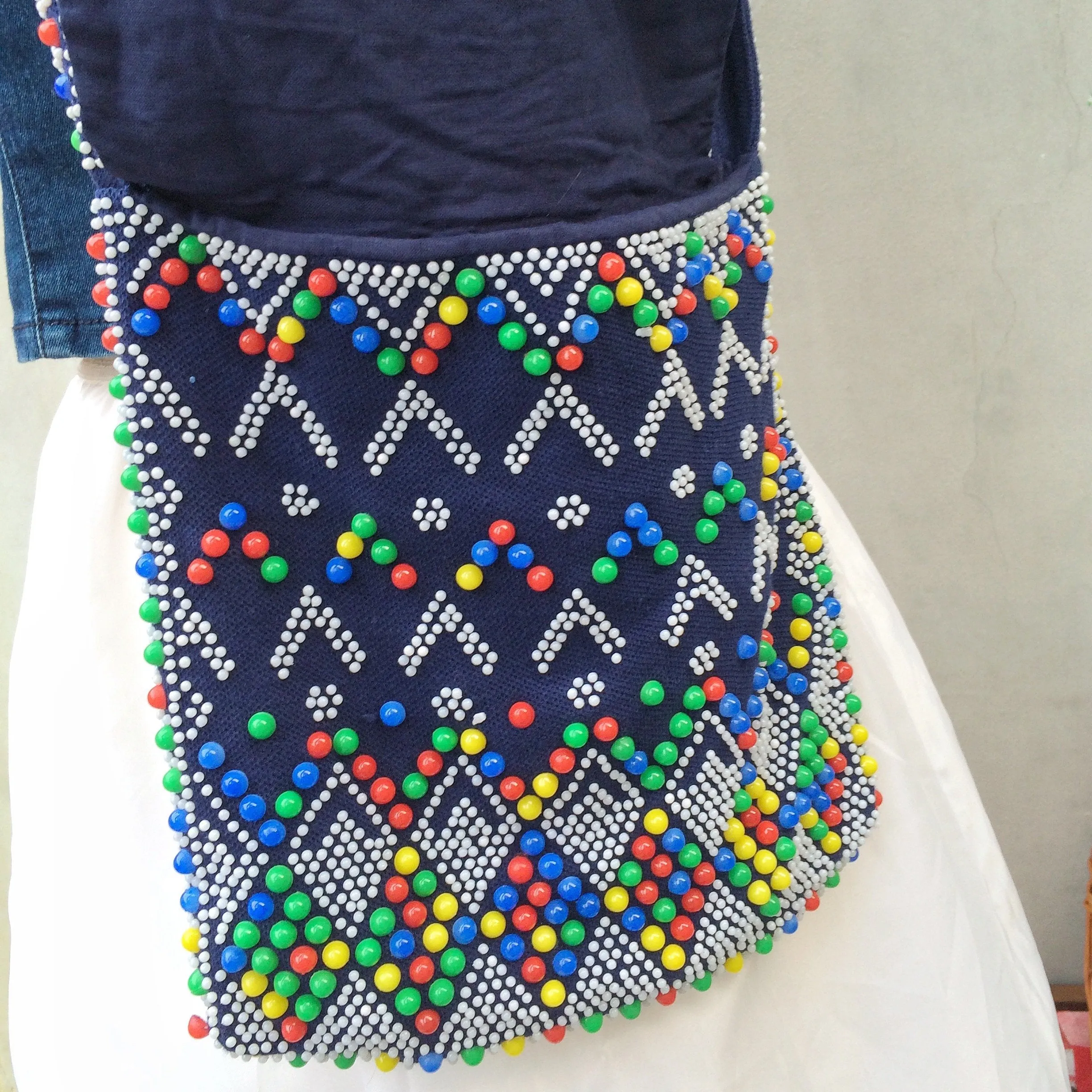 Sweet Tooth | Vintage 1960s 1970s Hippie Flower Power Boho chick chic Beaded Shoulder Sling Bag