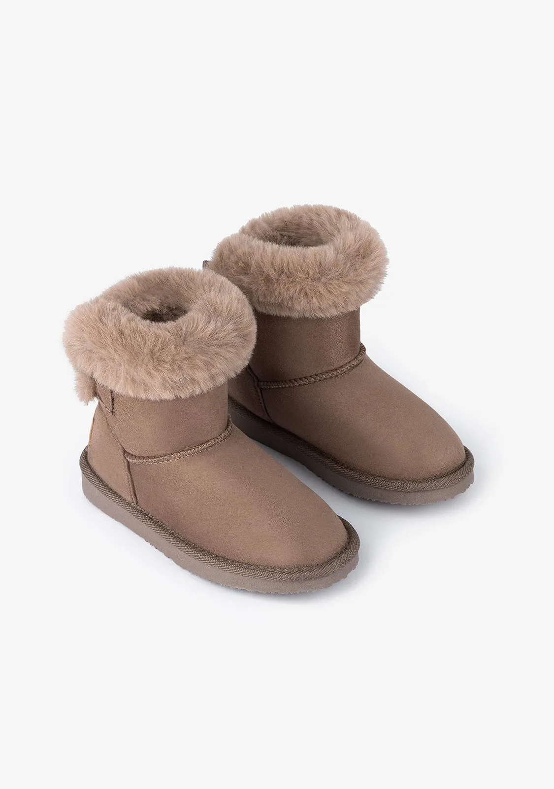 Taupe Bow Australian Boots Water Repellent